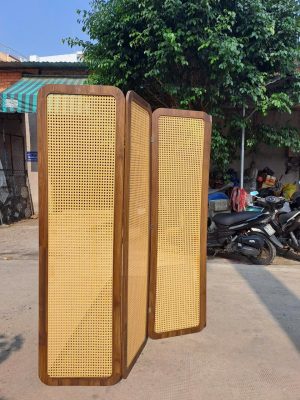 Bình phong M001B khung tối màu với mặt căng mây