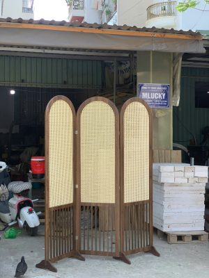 Bình phong M004CM vòm căng mây với nan đứng phía dưới