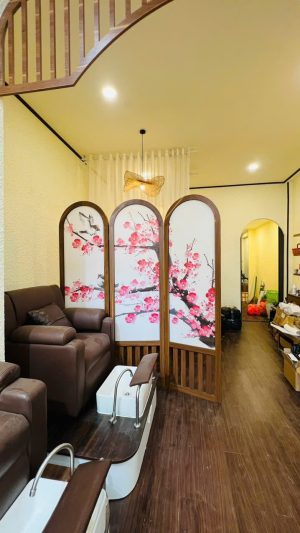 Bình phong M004CT cánh vòm với tranh hoa