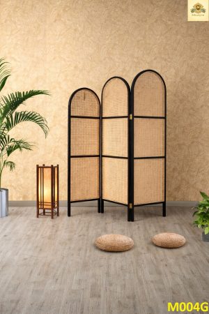Bình phong M004G khung gỗ dáng vòm căng mây